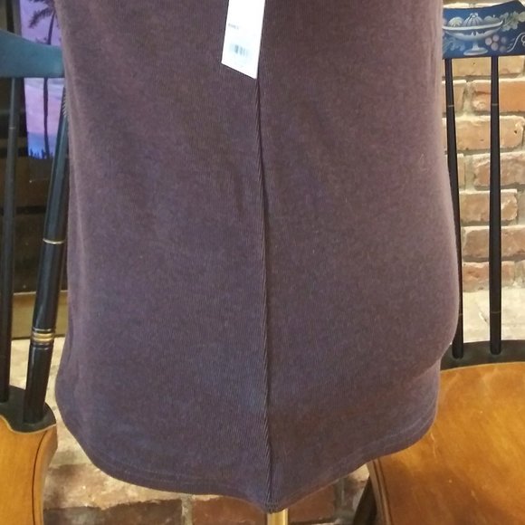 Sleeveless top - Picture 4 of 8